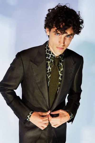 Look 4